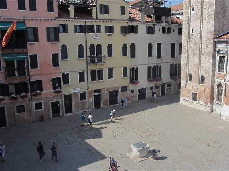 Residenza Rivo Alto Otel Venedik Konukevi