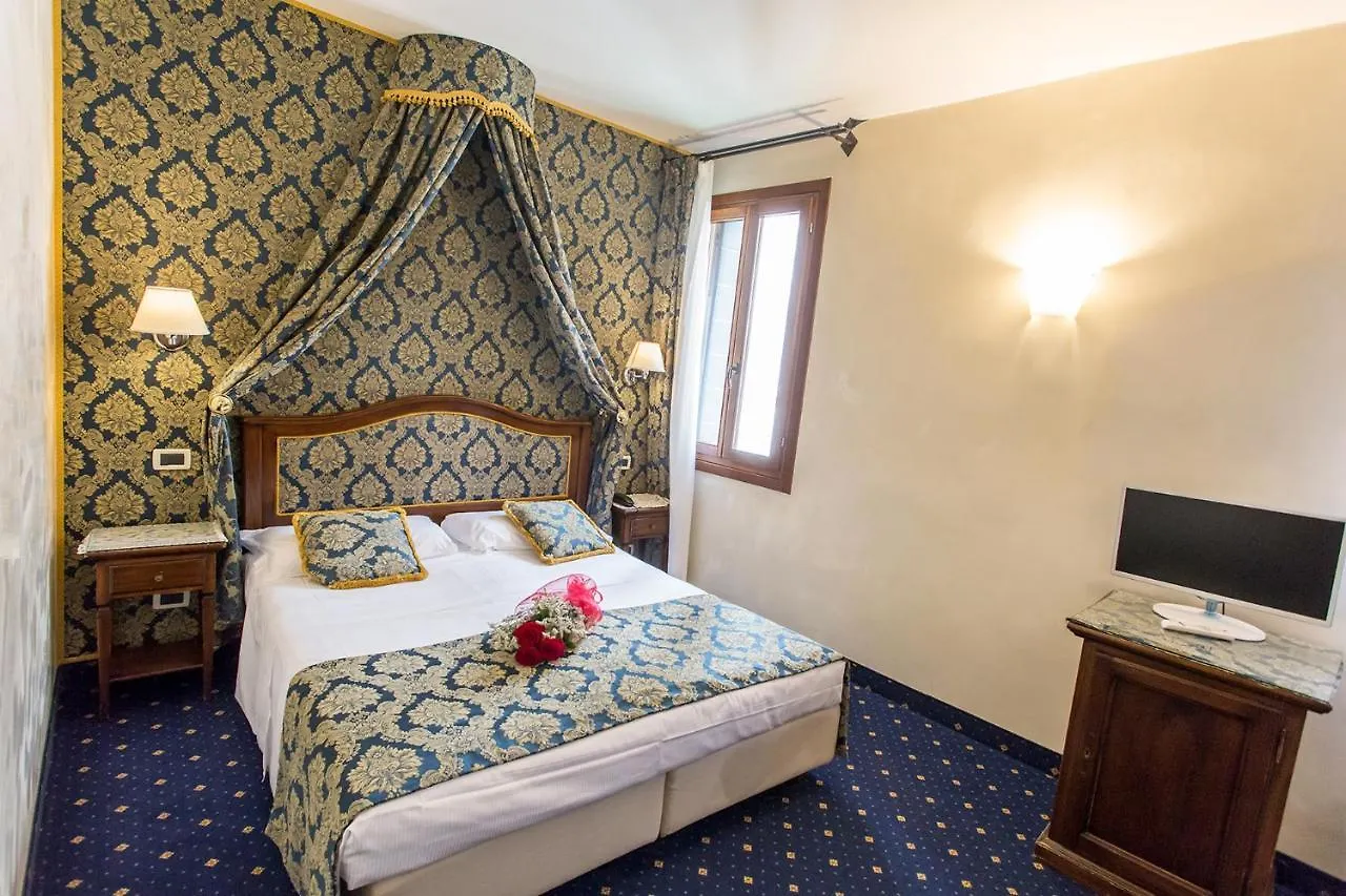 Residenza Rivo Alto Otel Venedik 3*,  İtalya