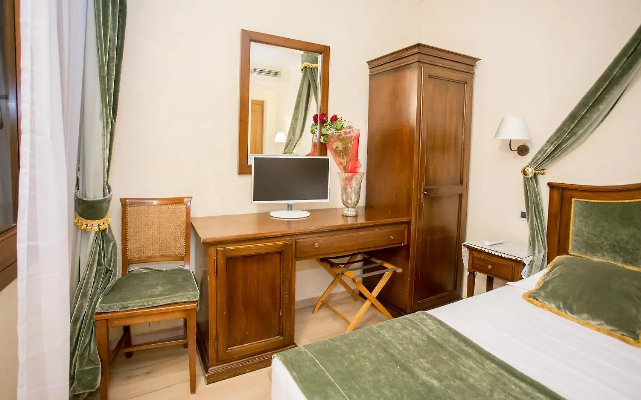 Konukevi Residenza Rivo Alto Otel Venedik