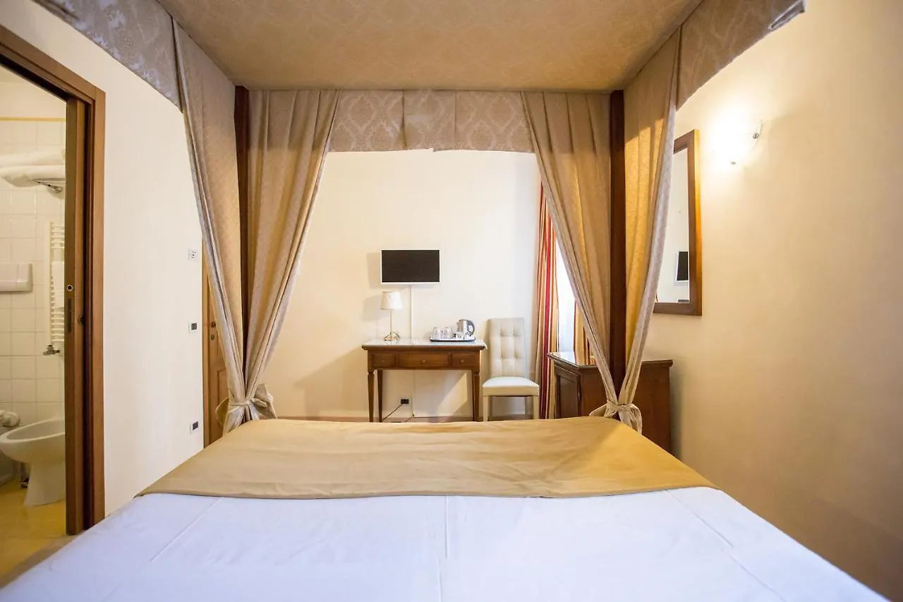 Residenza Rivo Alto Otel Venedik 3*,